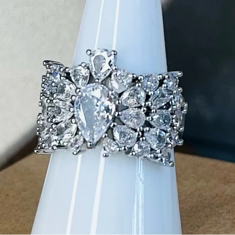 Cubic Zirconia Cluster Statement Ring Size 9